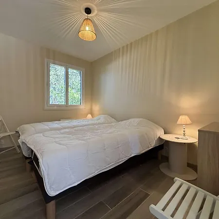 Maison Renovee 6 Pieces, 10 Couchages A 300m De La Plage, - Fr-1-246a-357 * Saint-Georges-d'Oleron