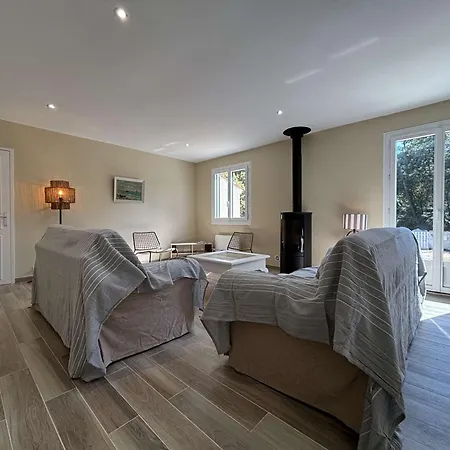 Maison Renovee 6 Pieces, 10 Couchages A 300m De La Plage, - Fr-1-246a-357 Holiday home *