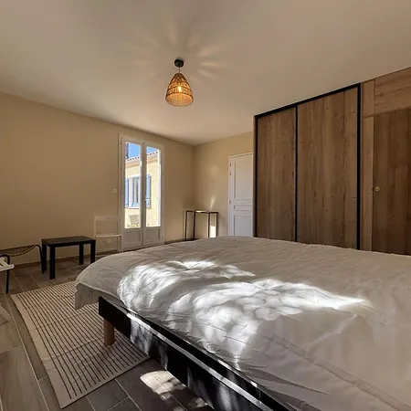 Maison Renovee 6 Pieces, 10 Couchages A 300m De La Plage, - Fr-1-246a-357